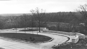 A black and white photo of the Historic Bluff County Scenic Byway Preston Overlook several decades ago.
