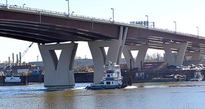 Photo of Hwy 52 Lafayette Bridge.